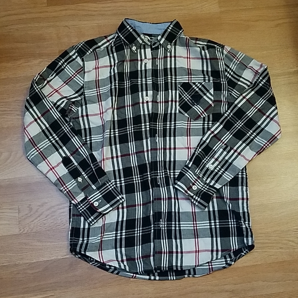 Champs button up